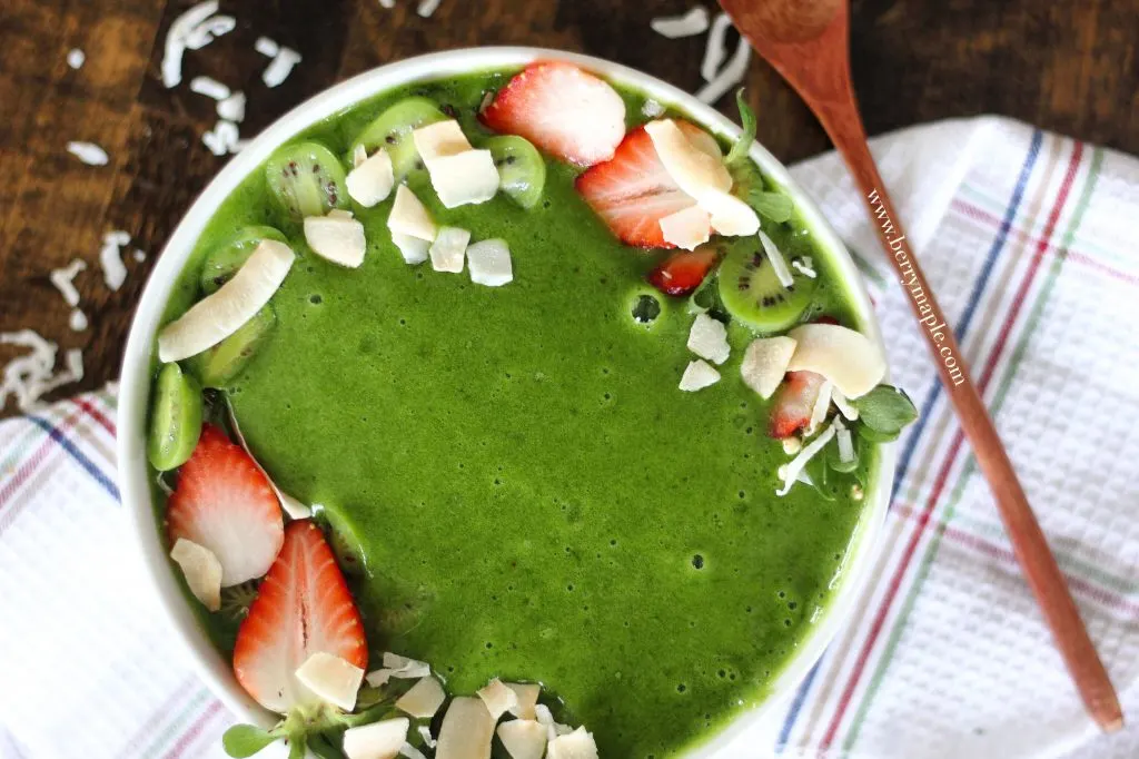 Green smoothie bowl with avocado recipe green smoothie bowl with avocado recipe