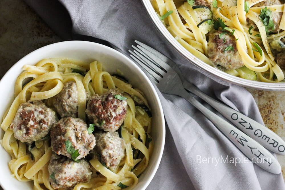 Skinny Fettuccine Alfredo with meatballs