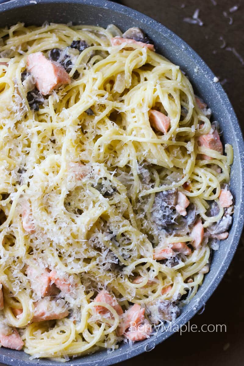 alfredo salmon pasta