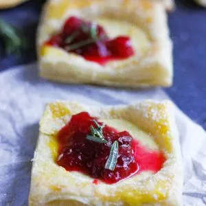 orange ricotta puff pastry tarts recipe www.berrymaple.com