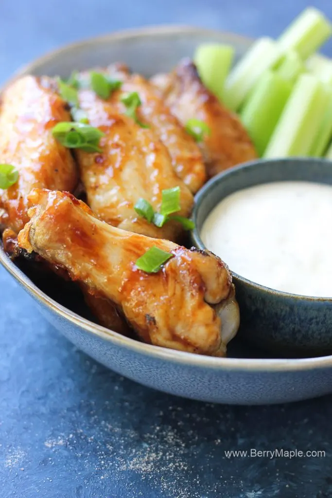 air fryer chicken wings with celery sticks
