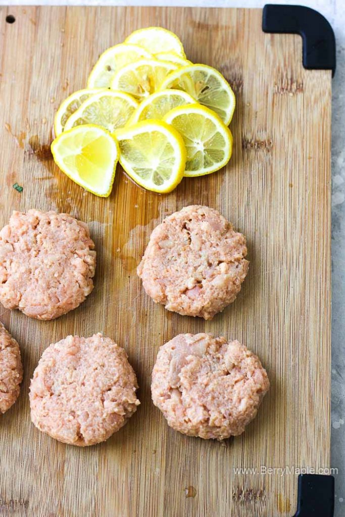 Air fryer salmon patties - Berry&Maple