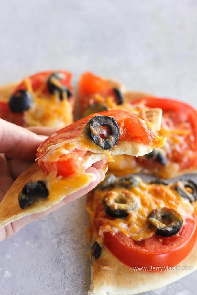 Air fryer personal mini pizza (fresh or frozen) Berry&Maple