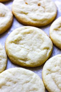 How to make sugar cookies - Berry&Maple