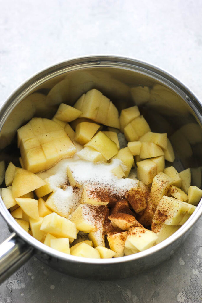 Unsweetened applesauce Berry&Maple