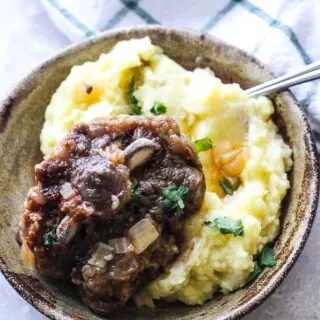 instant opt oxtails with mashed potatoes