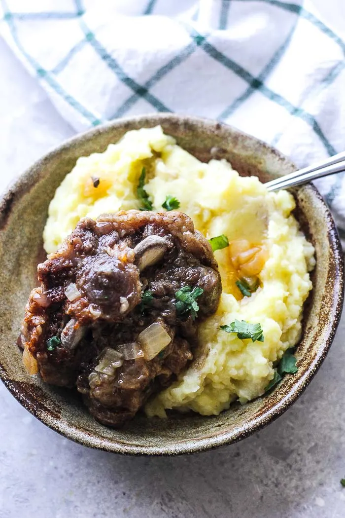 instant opt oxtails with mashed potatoes
