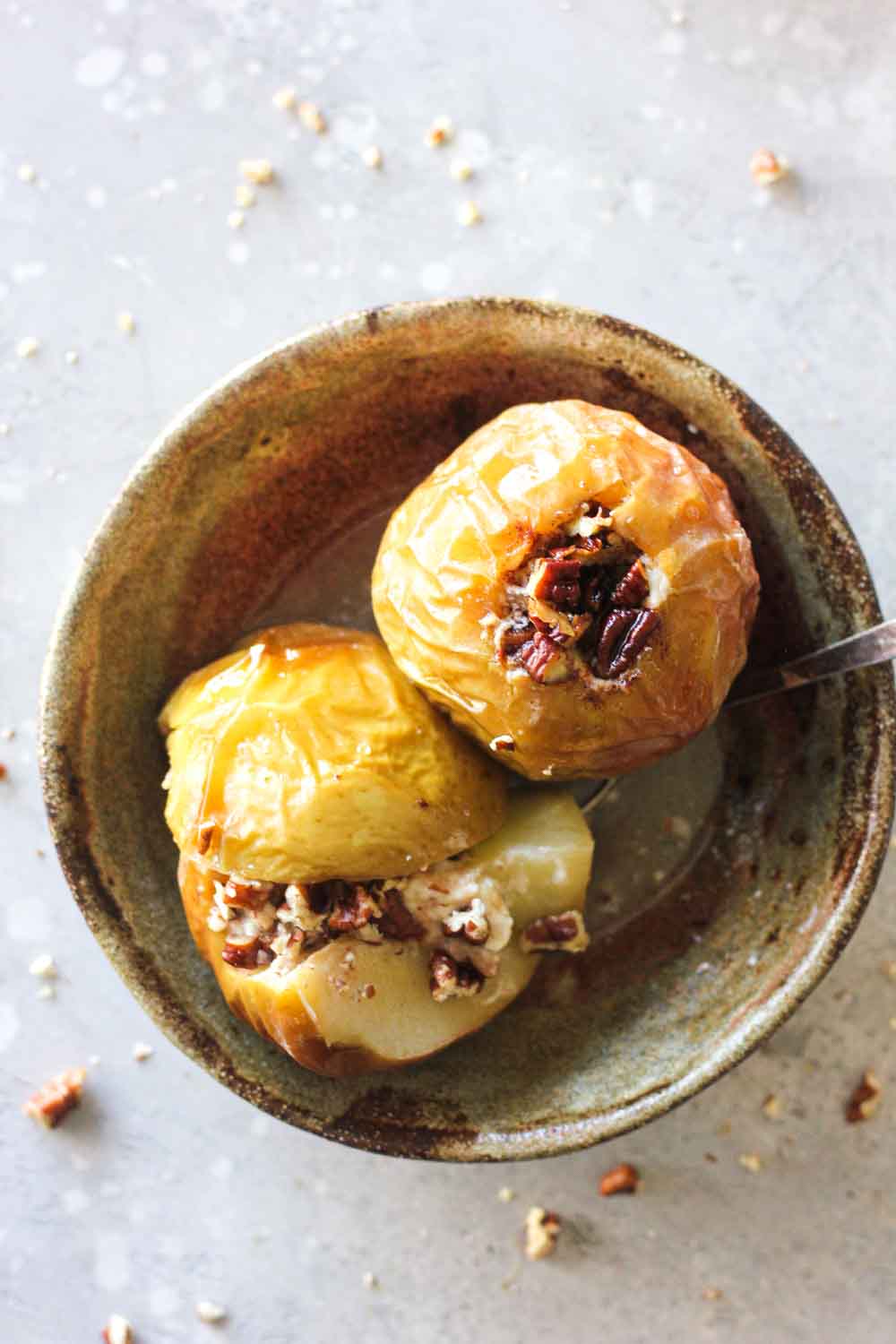 Air fryer cinnamon baked apples - Berry&Maple