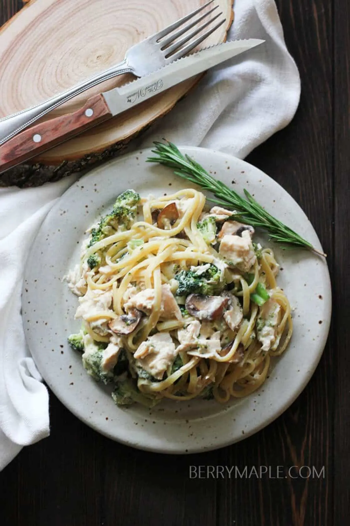 Creamy leftover rotisserie chicken pasta - Berry&Maple