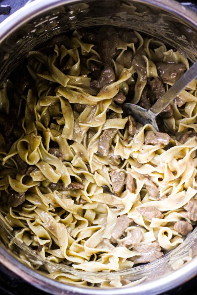 beef and pasta in the instant pot inner pot