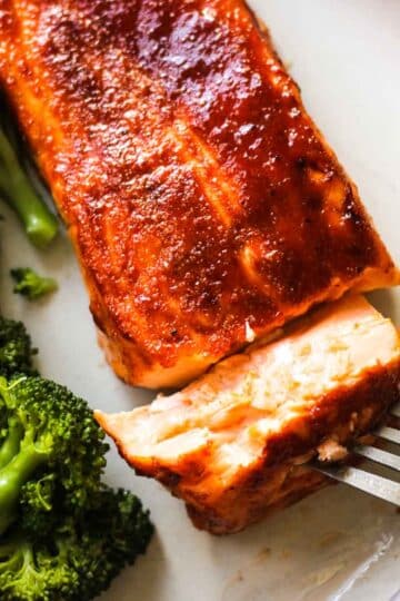 air fryer bbq salmon with broccoli